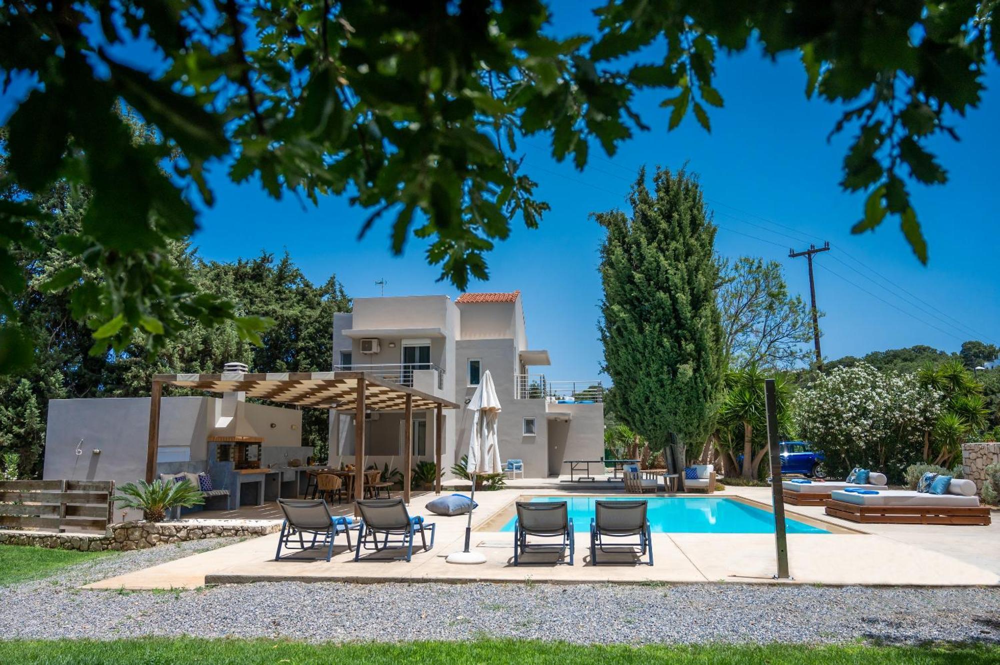Villa Ellie - Heated Pool, Playground, Garden & Bbq! Vederoi エクステリア 写真