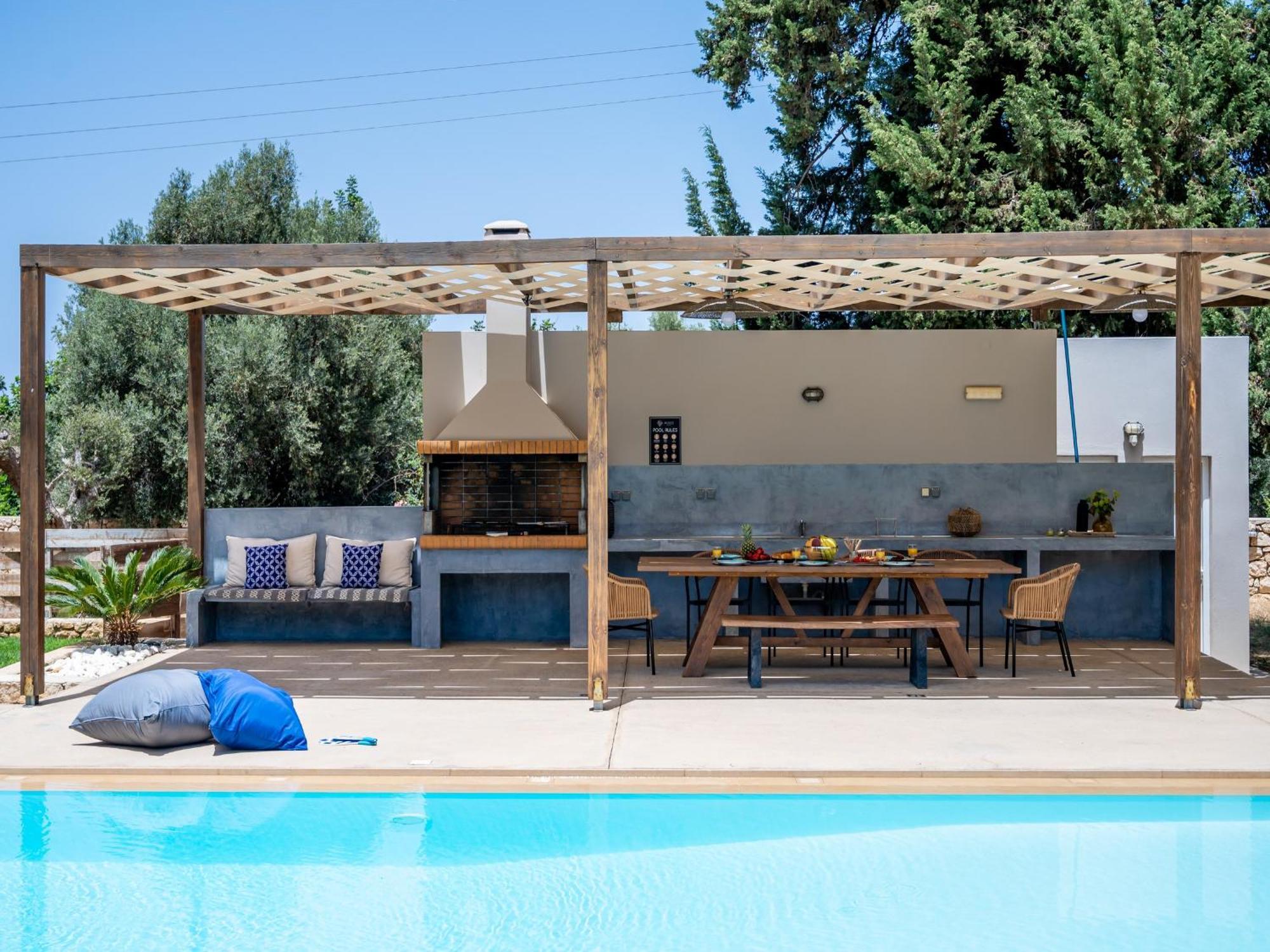 Villa Ellie - Heated Pool, Playground, Garden & Bbq! Vederoi エクステリア 写真