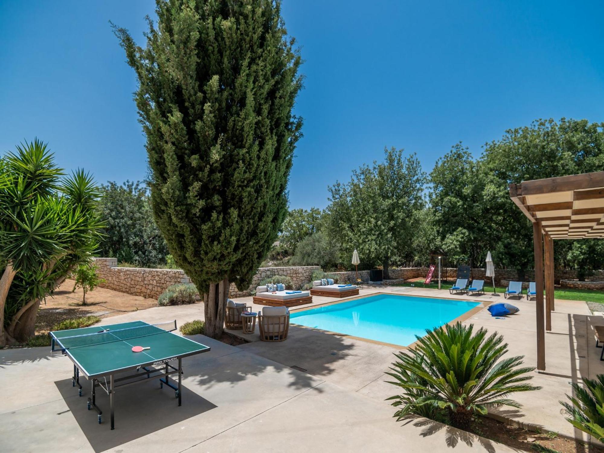 Villa Ellie - Heated Pool, Playground, Garden & Bbq! Vederoi エクステリア 写真