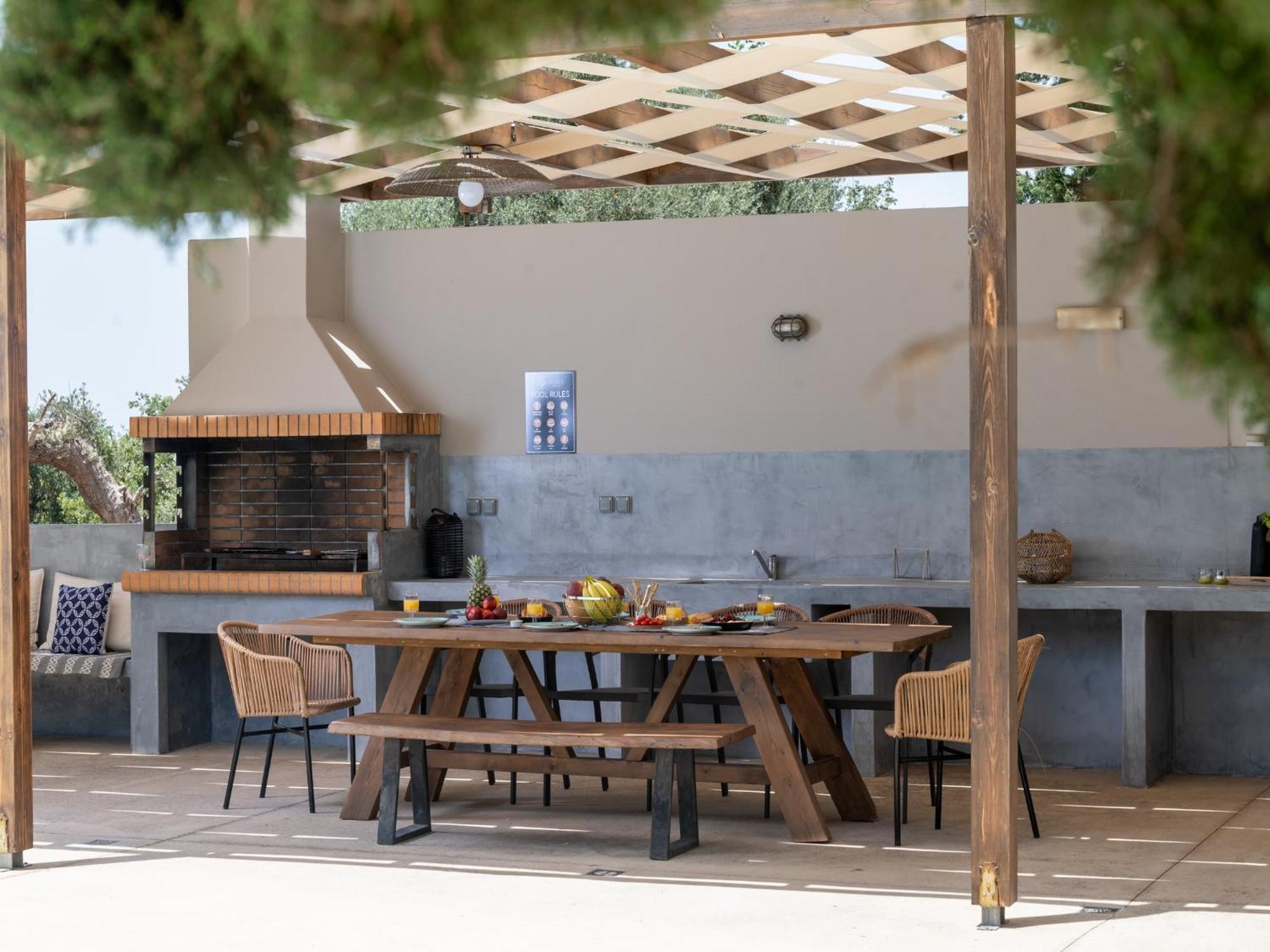 Villa Ellie - Heated Pool, Playground, Garden & Bbq! Vederoi エクステリア 写真