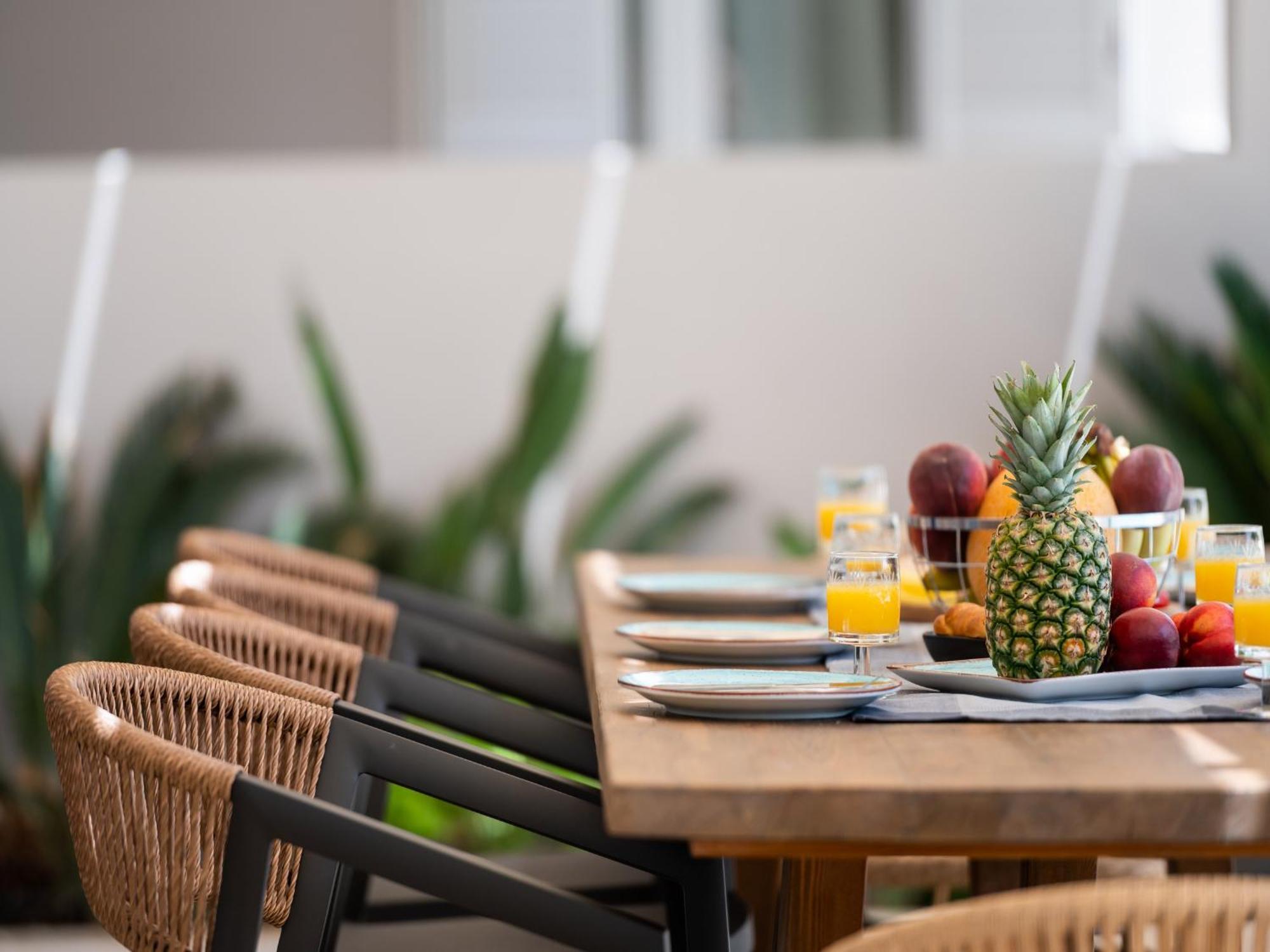 Villa Ellie - Heated Pool, Playground, Garden & Bbq! Vederoi エクステリア 写真