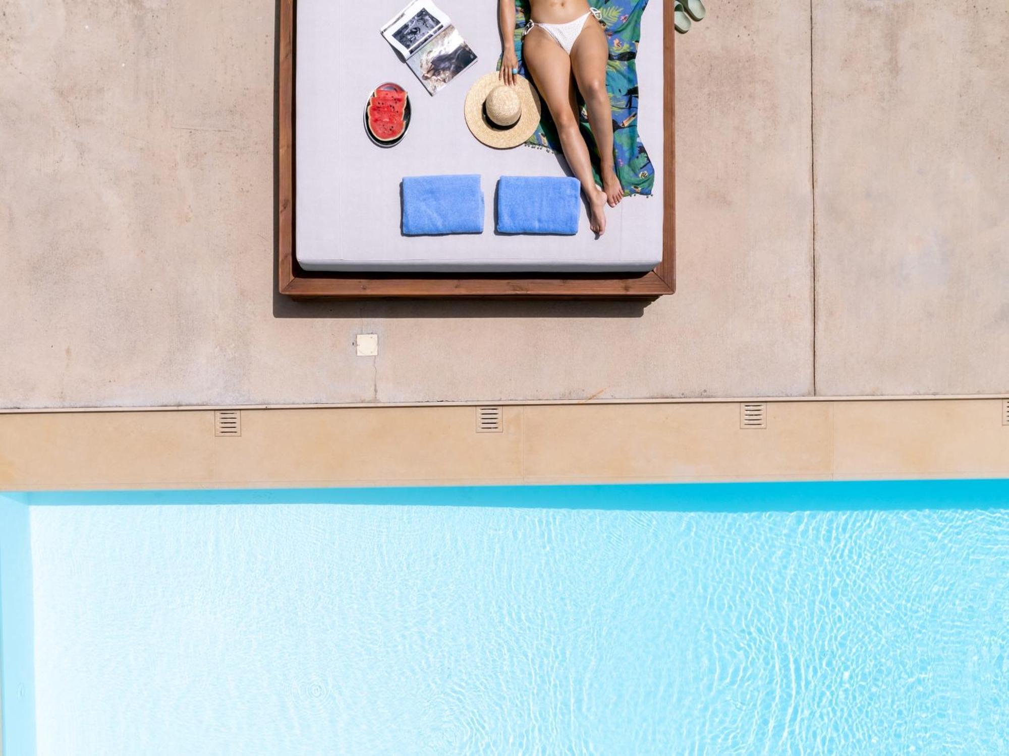 Villa Ellie - Heated Pool, Playground, Garden & Bbq! Vederoi エクステリア 写真