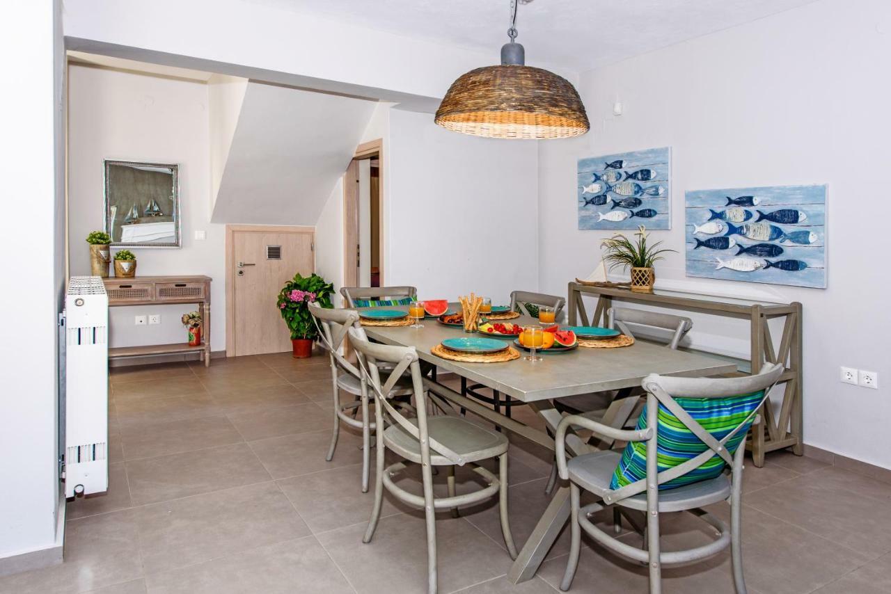 Villa Ellie - Heated Pool, Playground, Garden & Bbq! Vederoi エクステリア 写真