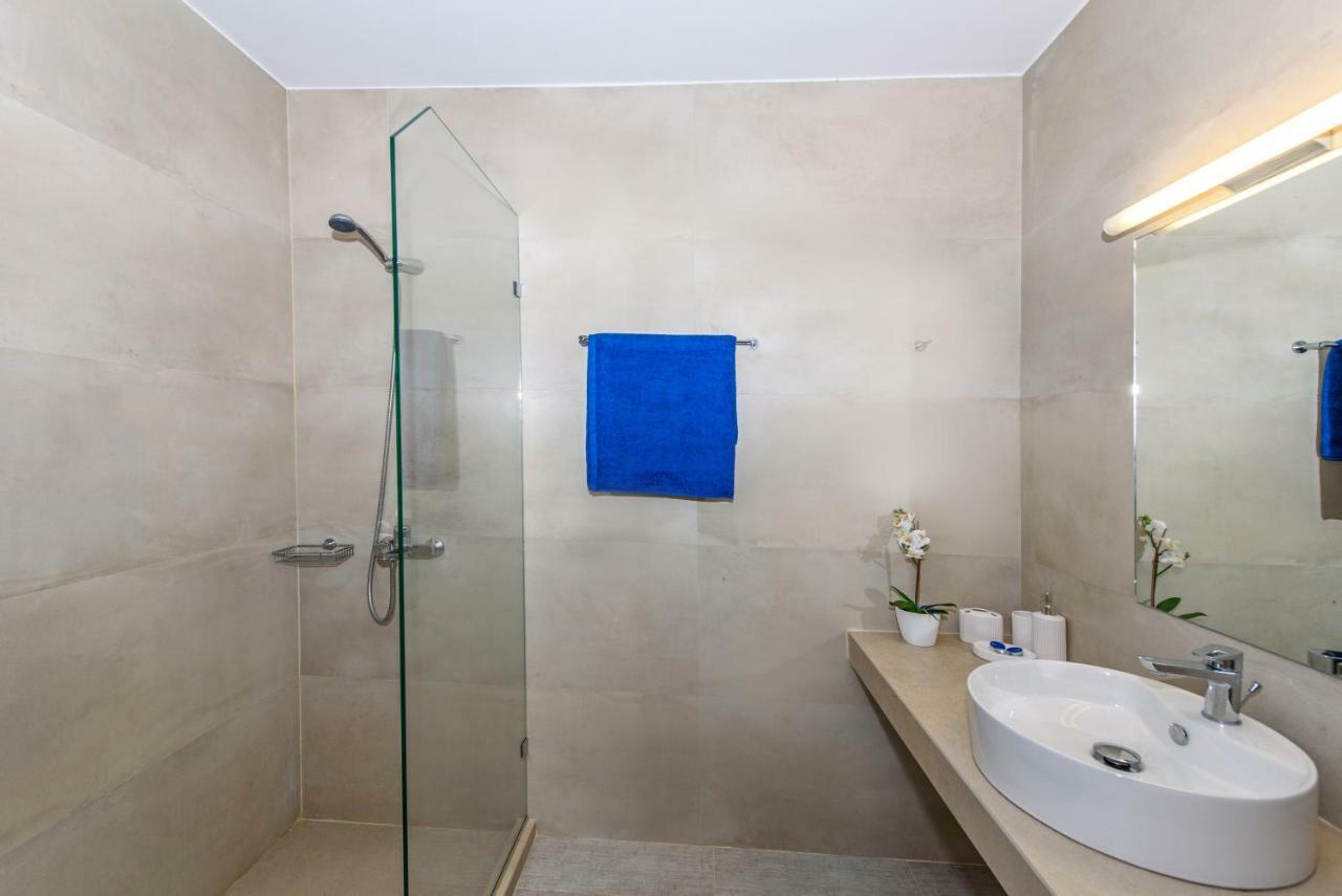 Villa Ellie - Heated Pool, Playground, Garden & Bbq! Vederoi エクステリア 写真